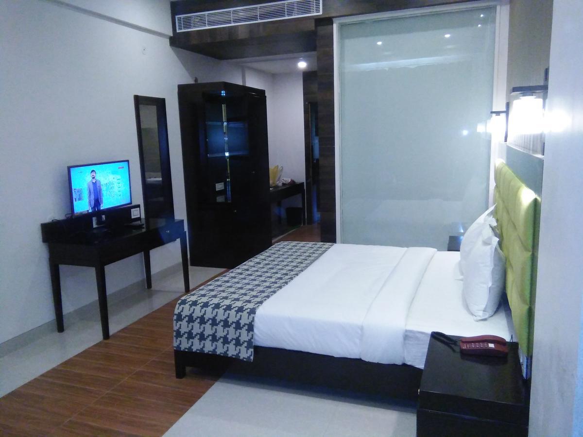 Silver Estate Resort Tikamgarh Extérieur photo