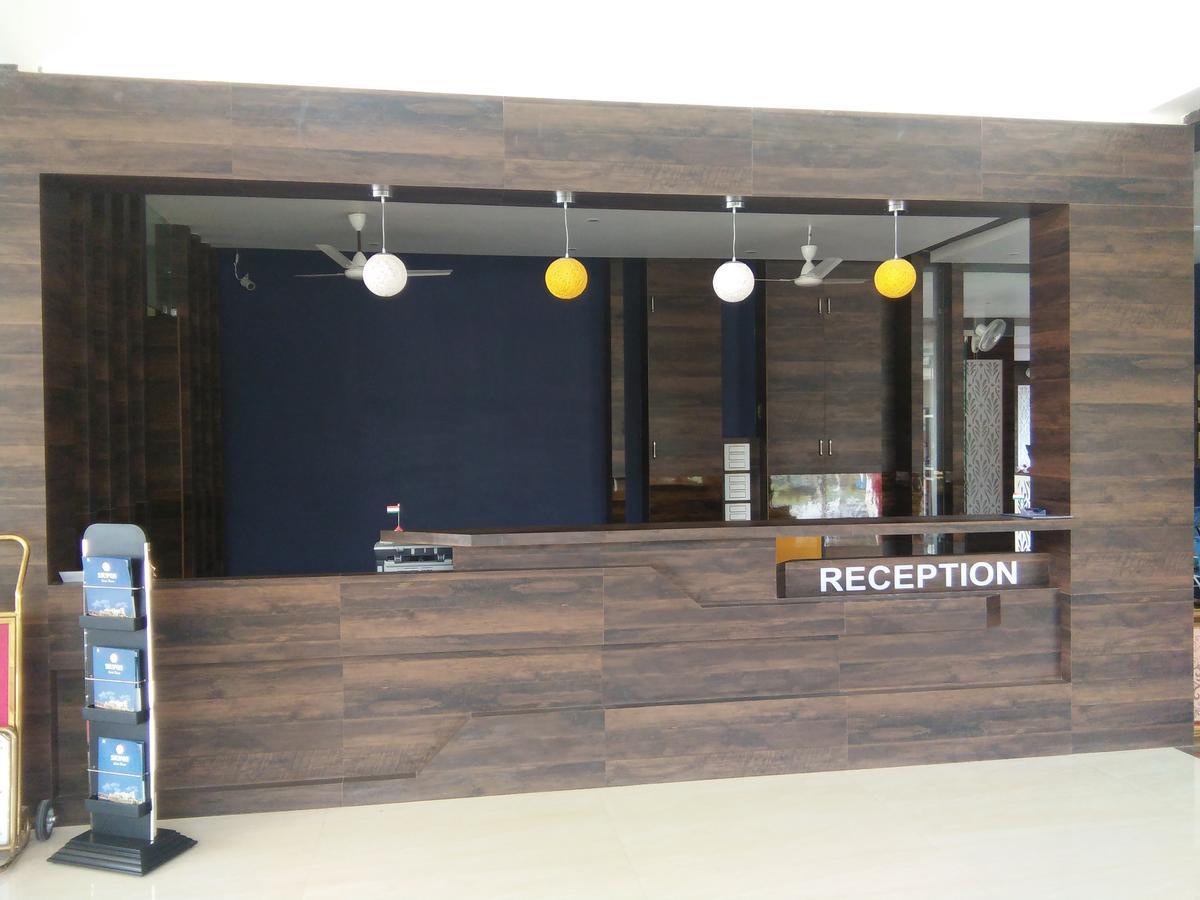 Silver Estate Resort Tikamgarh Extérieur photo