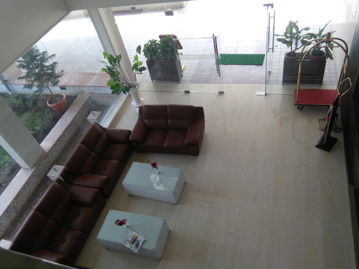Silver Estate Resort Tikamgarh Extérieur photo